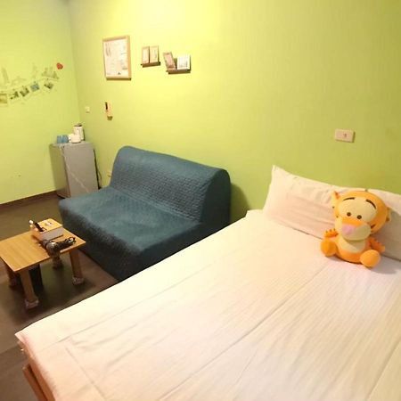 Happines Trip Inn Taichung Luaran gambar