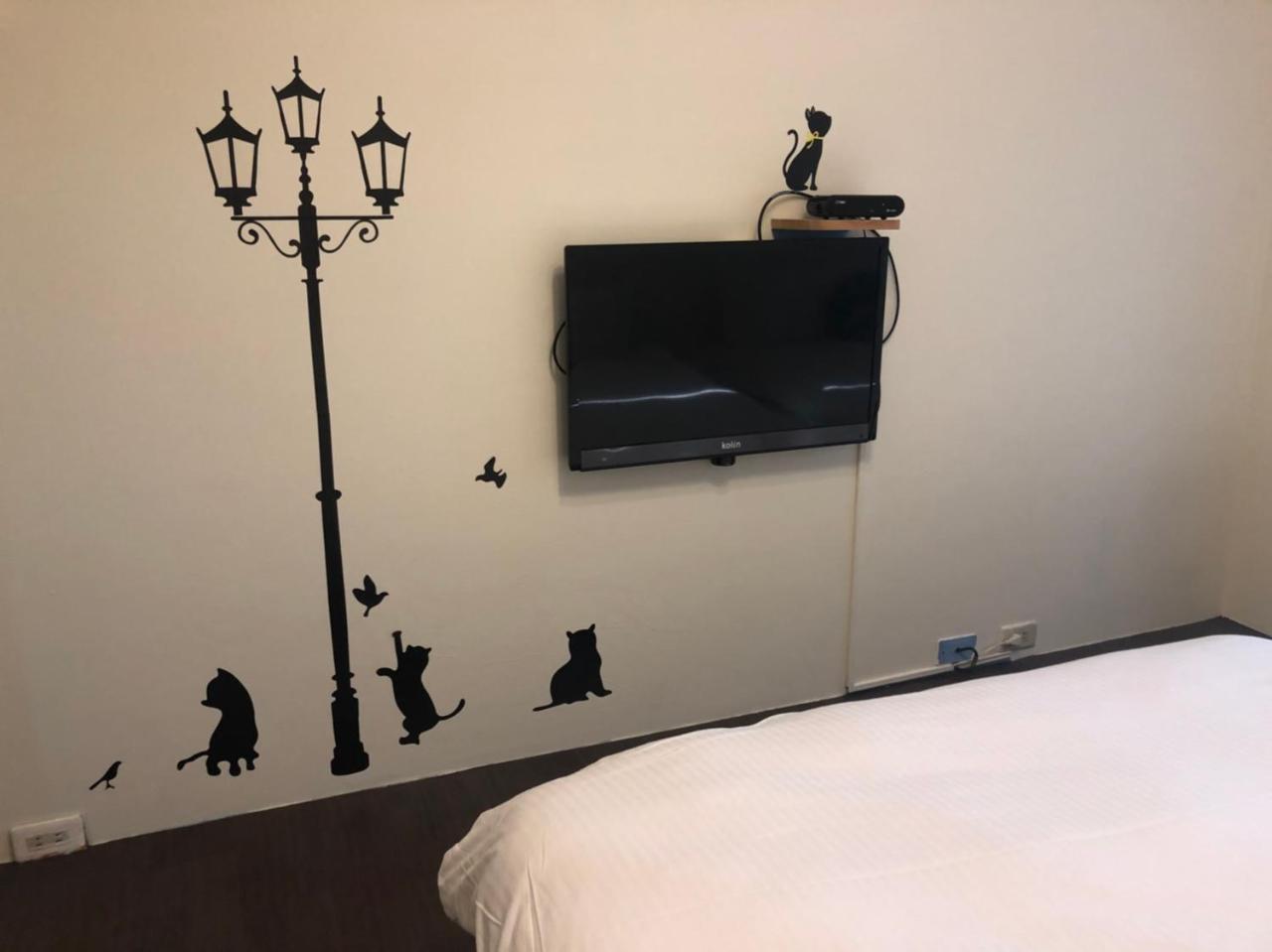 Happines Trip Inn Taichung Luaran gambar