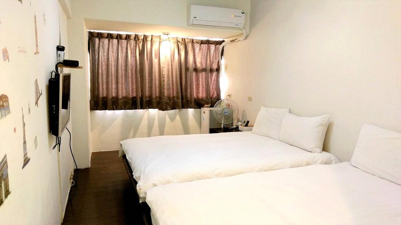 Happines Trip Inn Taichung Luaran gambar