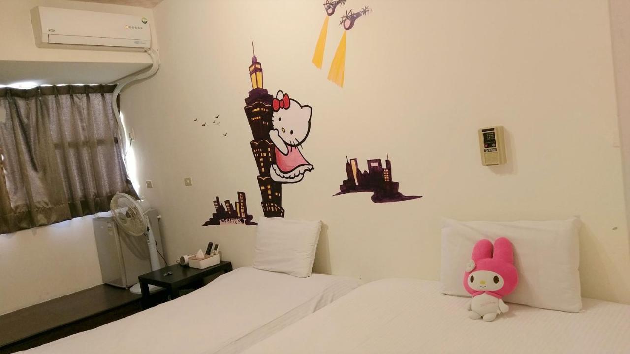 Happines Trip Inn Taichung Luaran gambar