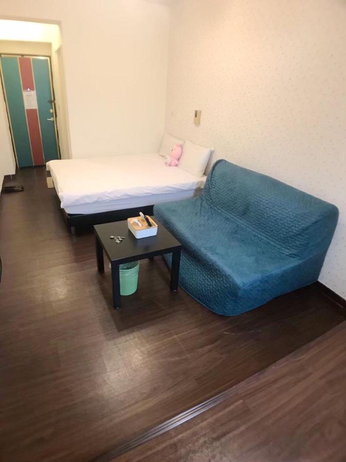 Happines Trip Inn Taichung Luaran gambar